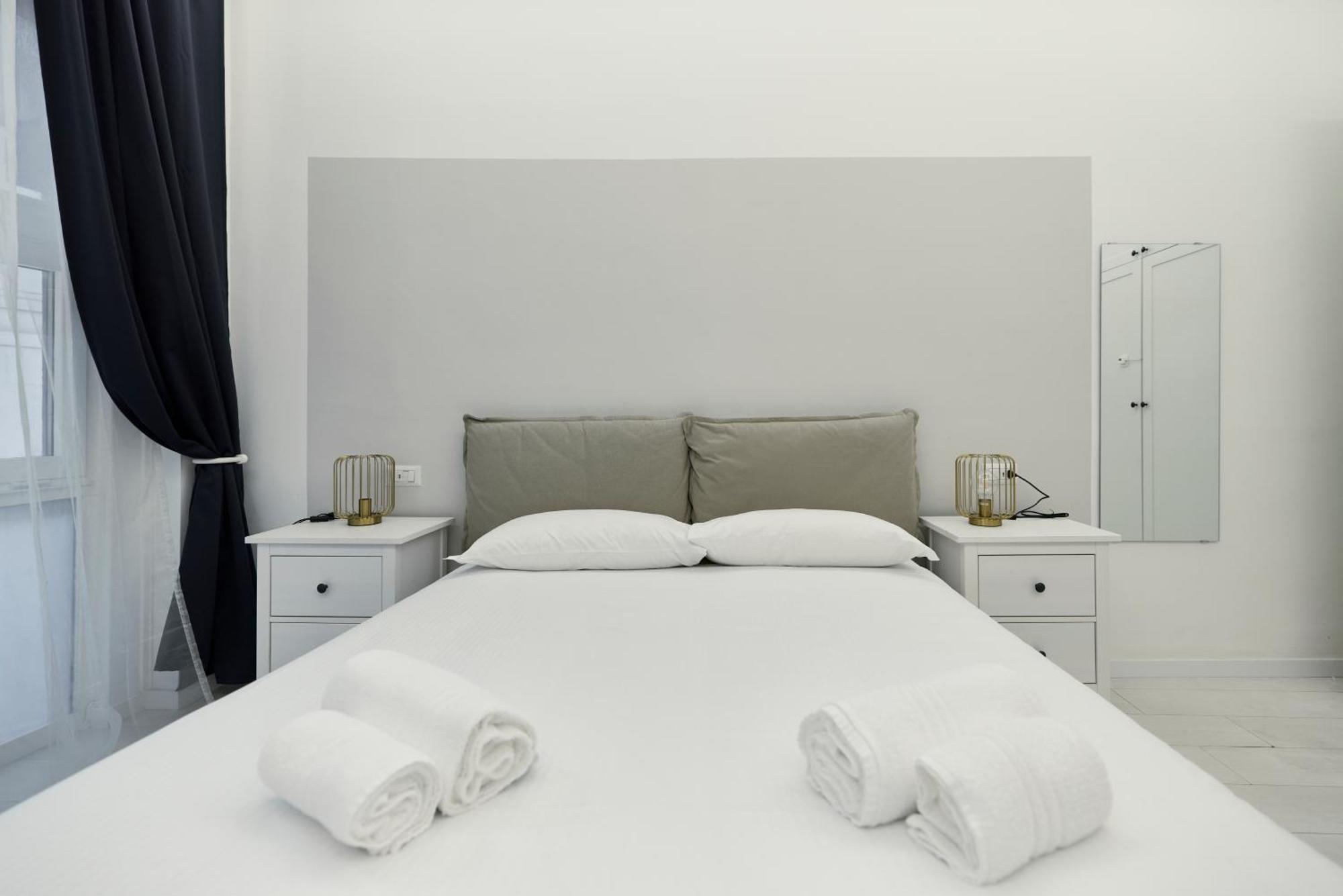 Apartamento Duomo View - 2 Min From Duomo Amazing Location Milán Exterior foto