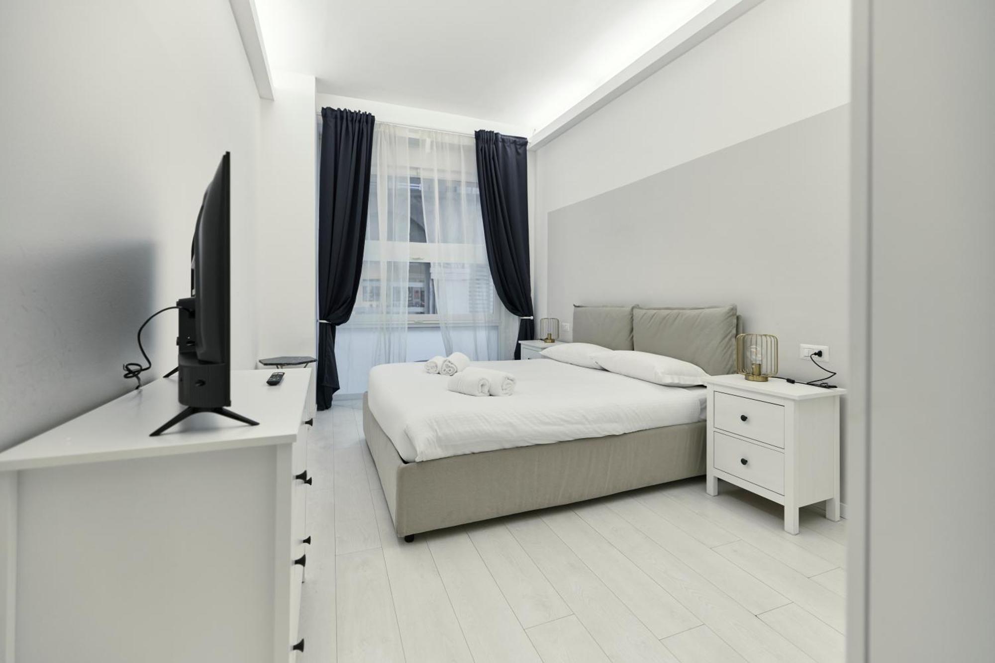 Apartamento Duomo View - 2 Min From Duomo Amazing Location Milán Exterior foto